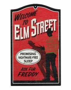 Spirit Halloween Welcome to Elm Street Sign - A Nightmare on Elm Street