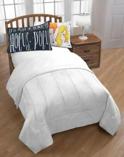 Spirit Halloween Hocus Pocus Pillow Cases Decorations - Disney -Halloween ACCESSORIES store 01446467 c