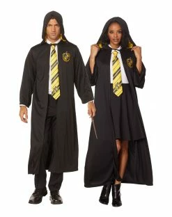 Spirit Halloween Adult Hufflepuff Robe - Harry Potter