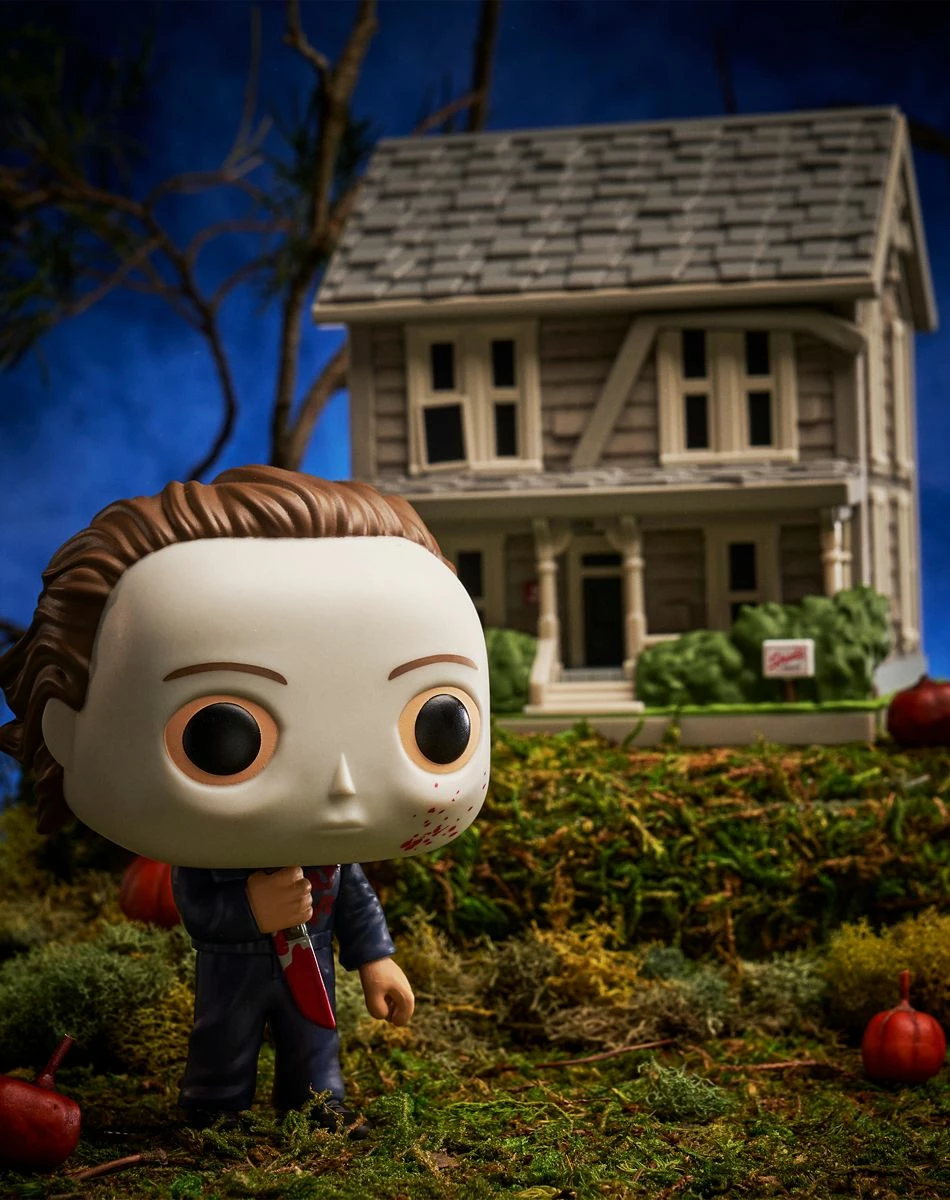 Spirit Halloween Funko Pop Town: Michael Myers with House - Halloween 1 Spirit Halloween Funko Pop Town: Michael Myers with House - Halloween