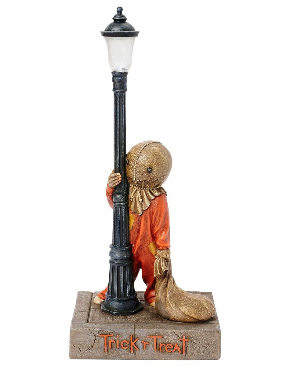Spirit Halloween Light-Up Lamp Post Sam Statue - Trick 'r Treat 8 Spirit Halloween Light-Up Lamp Post Sam Statue - Trick 'r Treat - Image 8